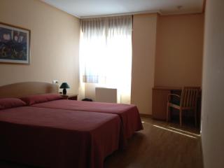 Apartamentos Turisticos Puerta de León - León - 3