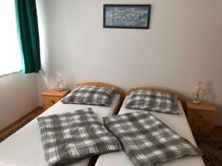 Pacsirta Apartman - Lenti - 9