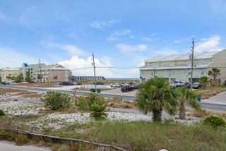 Pelican Roost Townhouse - Navarre - 2