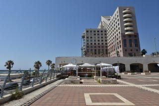 Laguna Beach Apartments - 2