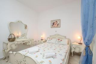 Lovely Apartment for 6Ppl , 2 BDRM , in Naxos , private patio - Naxos Chora - 2