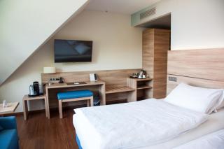 Hotel Kastanienhof - Erding - 3