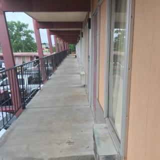 Guest Inn - Yukon - 4