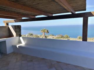 DAMMUSI IL CARRUBO - Pantelleria - 2