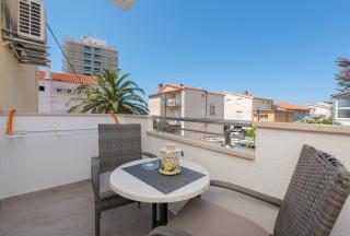 Apartmani Mona - Makarska - 0