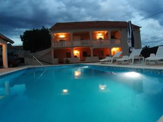 Apartment Elena - Galovac - 6