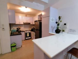 High End Luxury big 2BR in Salcedo Village Makati - 7