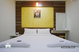Golden Night Hotel - 8