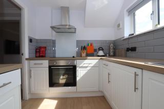Dunfermline - Luxury 3 bedroom 2 bathroom detached house with garden - 1