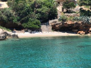 The White house robinson Gdinj Hvar - Gdinj - 2