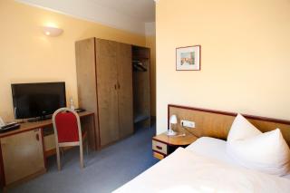 Hotel Reutterhaus - Gardelegen - 4