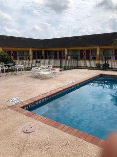 Los Fresnos Inn and Suites - Los Fresnos - 9