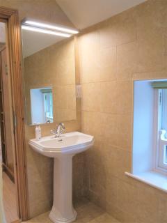 The Coachhouse @ Kingsfort House - 6