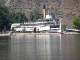 Okanagan Lakefront Resort - Penticton - 1