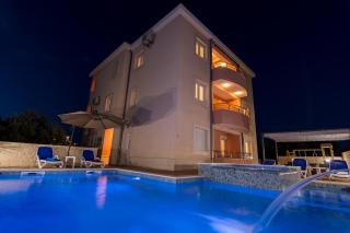 APARTMENTS VILLA PEKY - 5