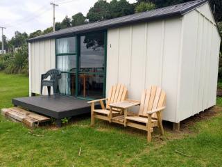 Oakura Beach Holiday Park - 2