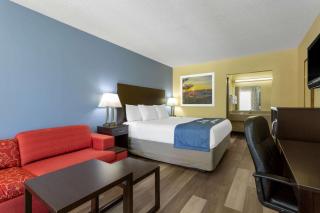 Days Inn by Wyndham Greensboro Airport - Greensboro - 1