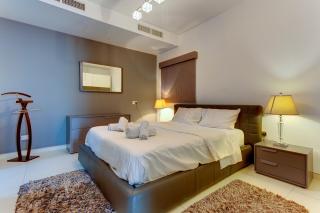 Contemporary, Luxury Apartment with Valletta and Harbour Views - Sliema - 4
