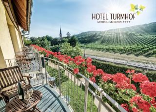 Hotel Turmhof - Gumpoldskirchen - 0