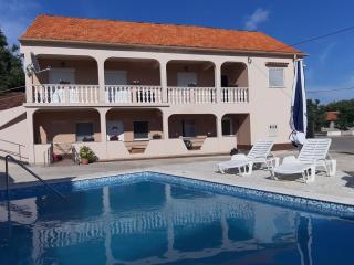 Apartment Elena - Galovac - 1