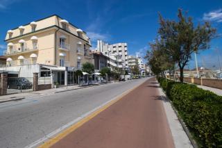 Hotel B&B Sole - Senigallia - 3