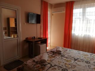 Guest House Yanina - Sozopol - 1