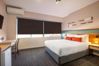 Nightcap at Ocean Beach Hotel - Umina - 8
