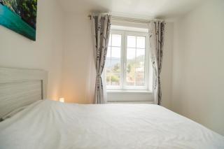 Cozy Apartment near Old Town - Free Parking - 2