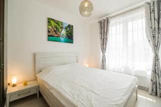 Cozy Apartment near Old Town - Free Parking - 8