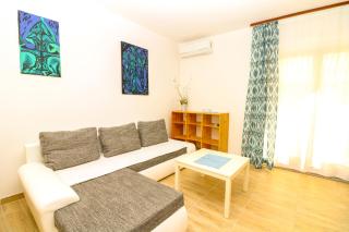 Apartments Reljic with Terrace - Baška - 5