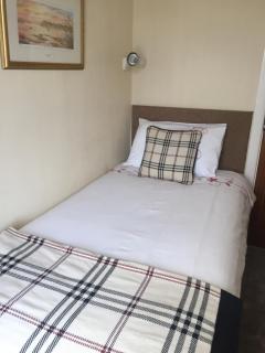 San Michele Guest House - Poole - 6