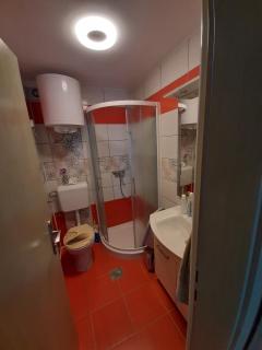 Sunrise Apartments - Vis - 7