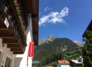 Apartments Alpenrose - Flirsch - 2