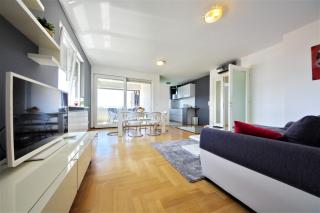 Deluxe Apartment 5D - 5