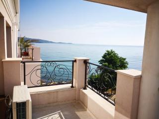 Ashram Hotel - Primorsko - 9