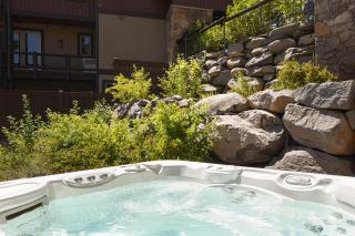 Luxury Village at Northstar Residence - Private Hot Tub! - Village Walk 7225 - Truckee - 5