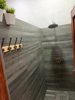 Island Life Hostel - 7
