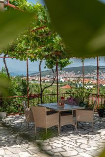 Apartment Nives - Trogir - 1