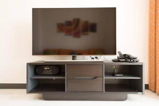 Fully Furnished 2 Bedroom Apartment with Sea View - 7