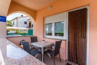 Holiday House Snjezana - Krk - 1