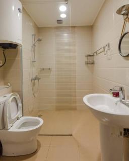 Wehost Apartment in Orbi tower - 6