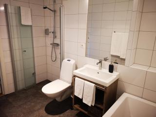 Tiraholms hotell - Unnaryd - 3