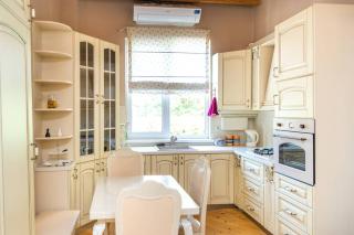 Wehost Duplex Near Rustaveli Avenue - Tbilisi - 9