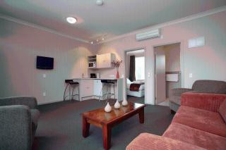 Hawkdun Lodge Motel - 1