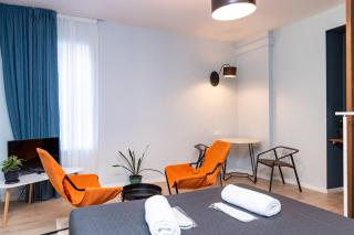 Wehost Studio Near Liberty Square - Tbilisi - 9