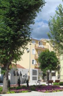Apartments Nik - Selce - 0