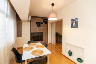 Wehost Cosy Apartment - Tbilisi - 6