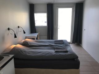 Lækjarkot Rooms and Cottages with Kitchen - Borgarnes - 5