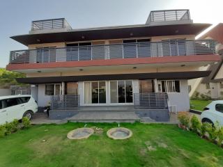 3BHK LUXURY VILLA NEAR DELLA ADVENTURE LONAVALA - Lonavala - 5