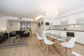 Stylish *NEW* Apartment in Alicante w/ 4 bedrooms - Alicante - 2